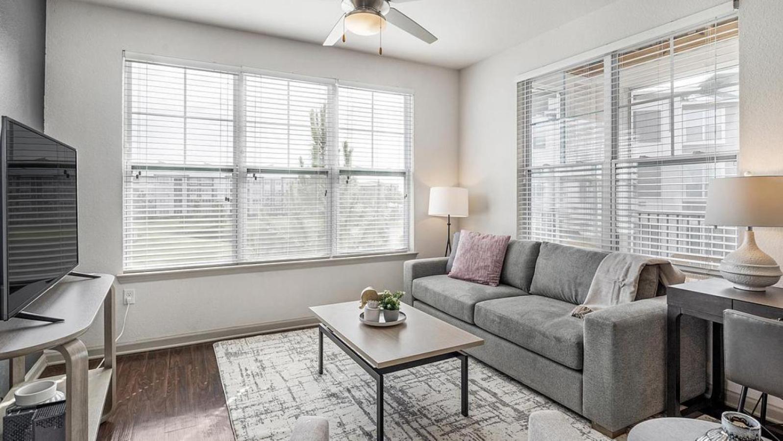 Landing At The Nine At Memphis - 3 Bedrooms In University מראה חיצוני תמונה